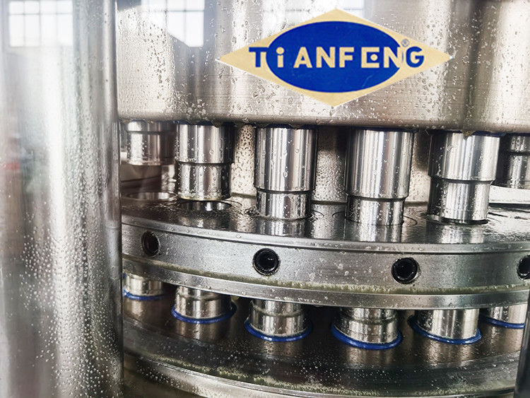30 mm Max. Machine de pressage à profondeur de remplissage de comprimés avec une capacité de production allant jusqu'à 15 mm d'épaisseur