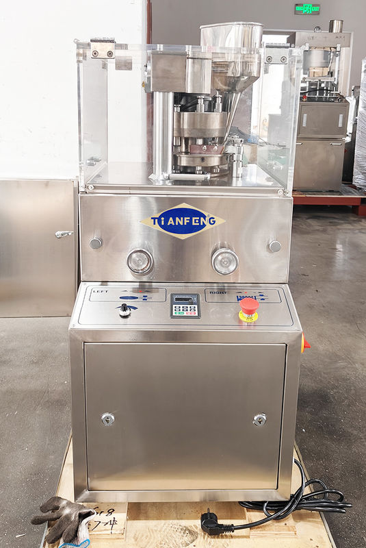 900x800x1800mm Pilule Tablette presseuse avec une profondeur de remplissage maximale de 15 mm et une épaisseur de comprimé de 2 à 6 mm