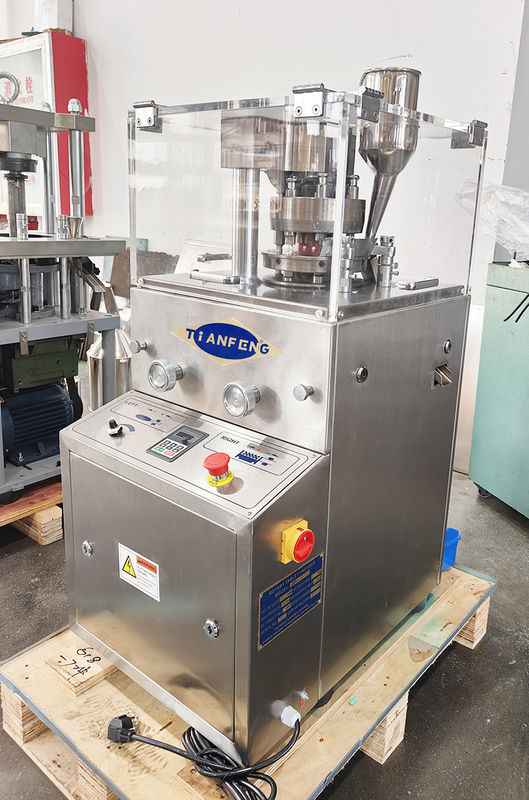 Pilule de fabrication de comprimés pharmaceutiques Pilule de presse avec 9000pcs Capacité Optionnelle 380V / 220V Source d'alimentation