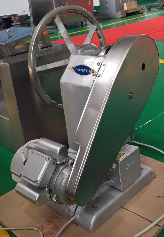 TDP 1,5 1,5 Ton Pressure 4500 PCs/machine simple de presse de Tablette poinçon d'heure